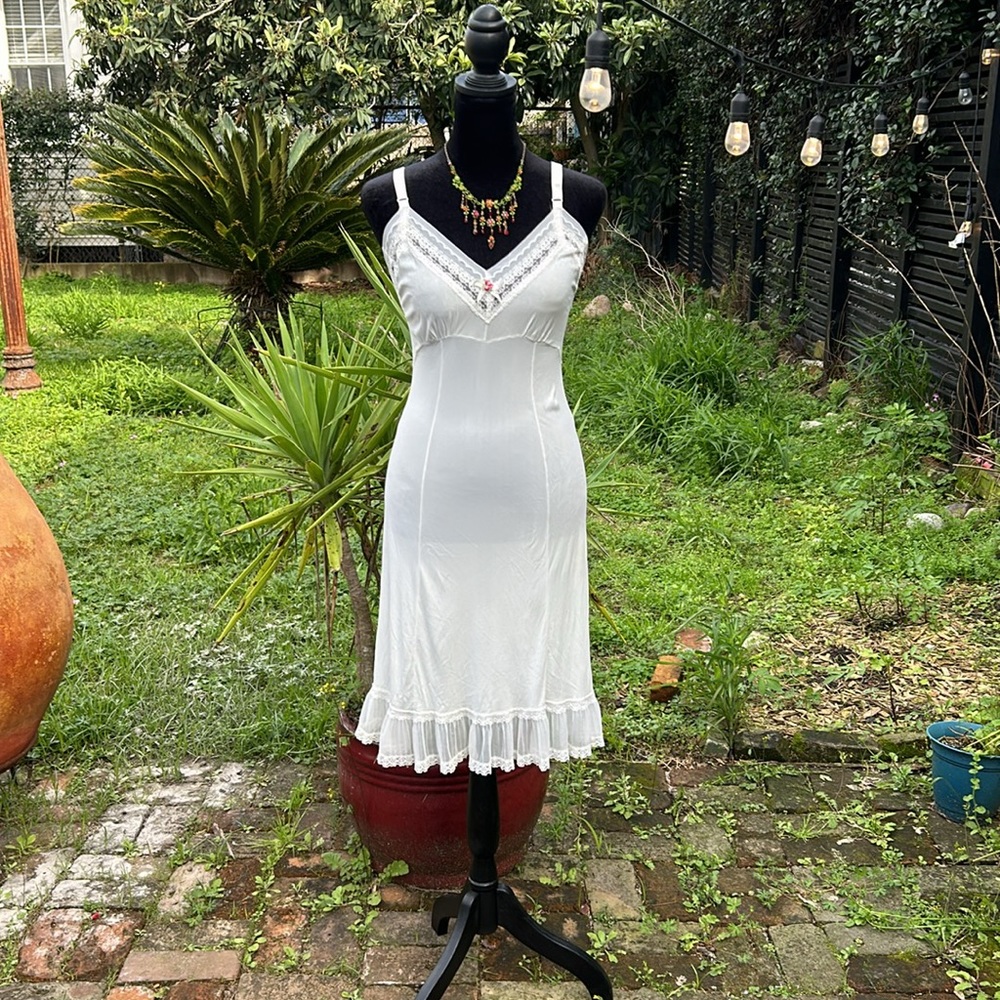 70s Vintage Rosette Slip XS - Picture 3 of 16
